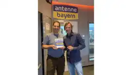 ANTNENNE BAYERN-Moderator bedankt sich bei Marcel Steinborn aus Karlsfeld