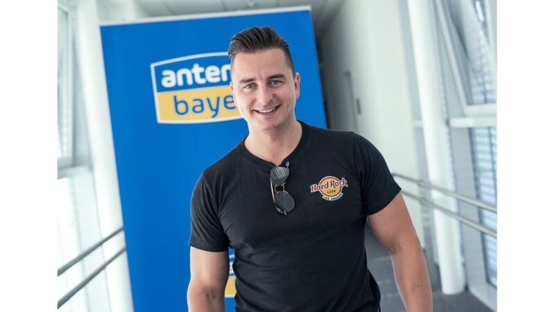 Andreas Gabalier singt statt 